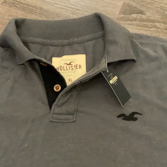Hollister collared shirt - Picture 2 of 2